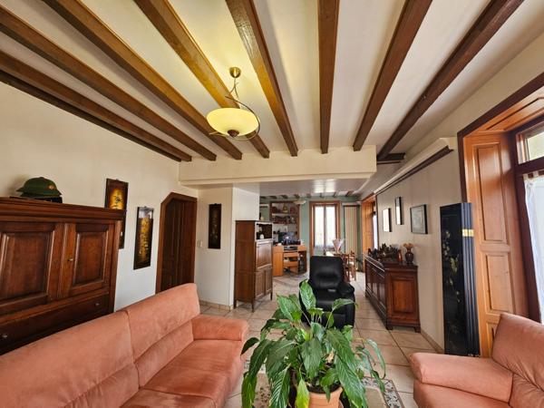 Maison à vendre 7 pièces (74)