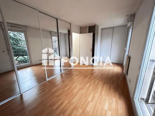 Location Appartement 2 pièces 57.55 m² - 7 RUE ETIENNE DEFORGES Chatillon 92320
