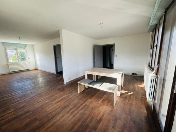 PROCHE DELLE, MAISON FAMILIALE DE 183 M2