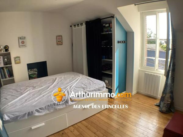 Location                                                      Maison
                        
                     5 pièces                      110 m2                     à Martigné-Ferchaud