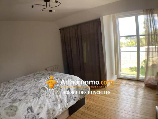 Location                                                      Maison
                        
                     5 pièces                      110 m2                     à Martigné-Ferchaud