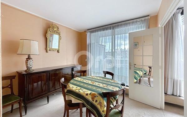 Appartement à vendre    5 pièces • 105 m2 Paris 15