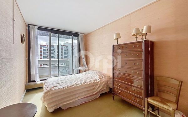 Appartement à vendre    5 pièces • 105 m2 Paris 15