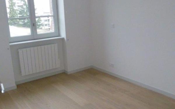 Appartement à louer    3 pièces • 72,79 m2 Lyon 5