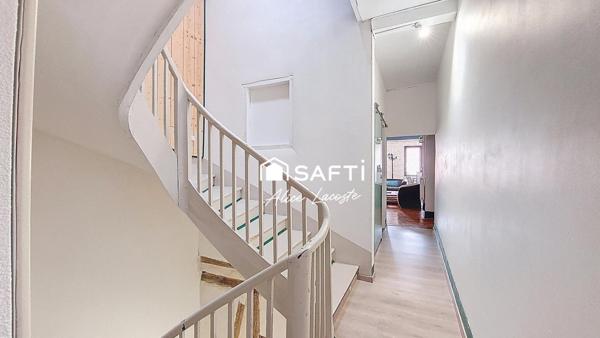 Maison atypique au cœur du village