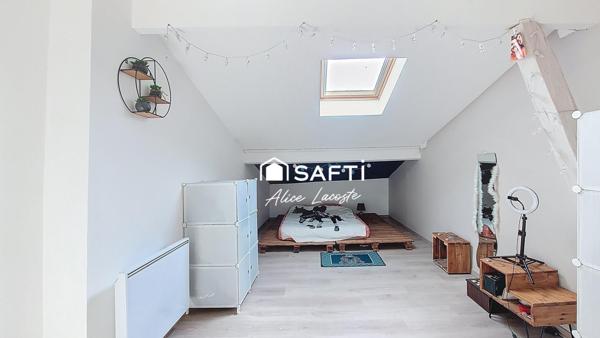 Maison atypique au cœur du village