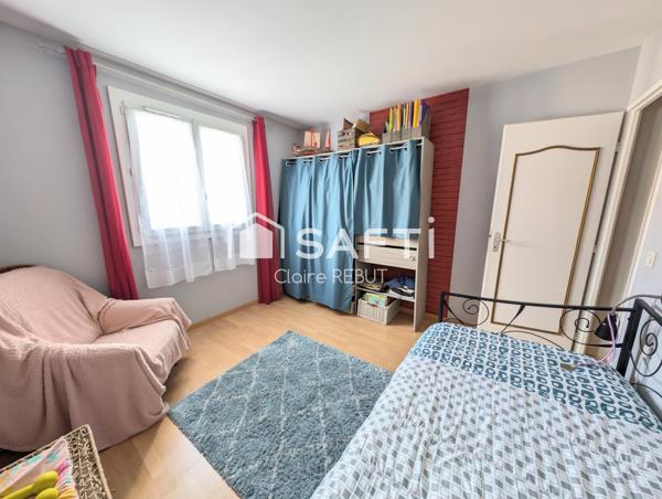 Belle maison 5 pièces  de 117m² construction 2002