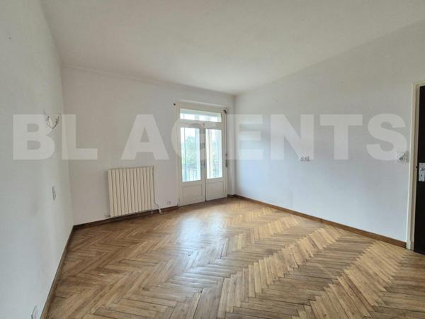 Bien rare sur Mirepoix, Idéale pour une famille