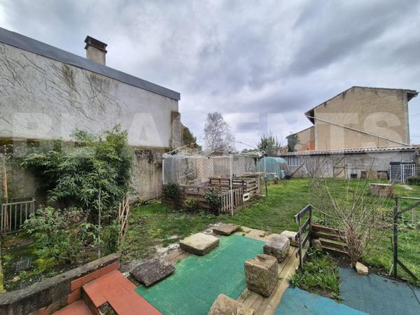 Bien rare sur Mirepoix, Idéale pour une famille