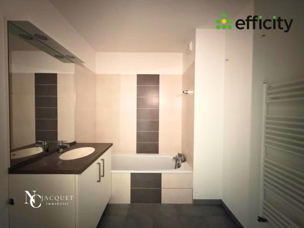 Appartement 3 pièces - 59 m² Exclusivité efficity