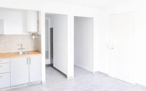 Appartement à vendre    2 pièces • 18,81 m2 Marseille 4