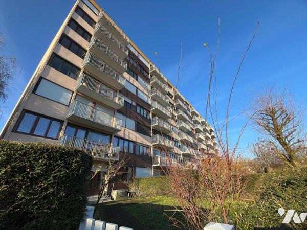 A VENDRE SECLIN appartement lumineux de 85m2 avec balcon