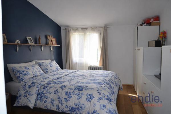 Maison de village 113 m2 - 3 chambres - Idéalement située au coeur du village.