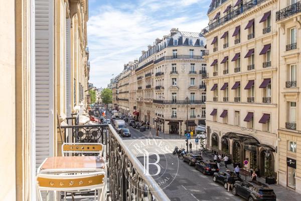 Paris 8ème, Appartement 3 Chambres -  156 m² à vendre