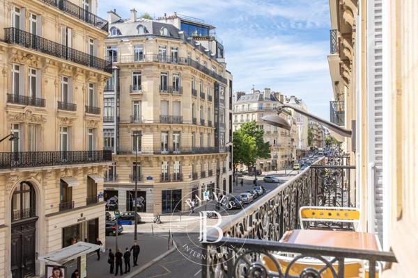 Paris 8ème, Appartement 3 Chambres -  156 m² à vendre
