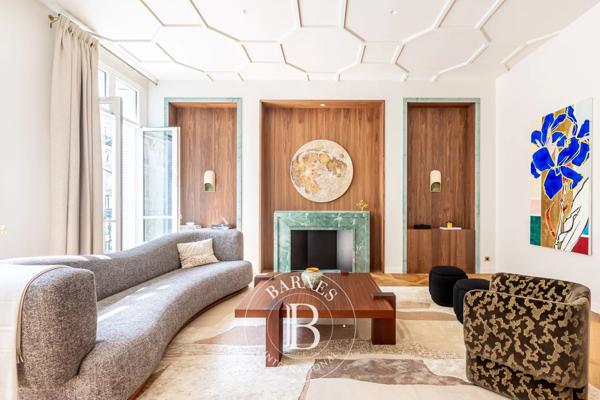 Paris 8ème, Appartement 3 Chambres -  156 m² à vendre