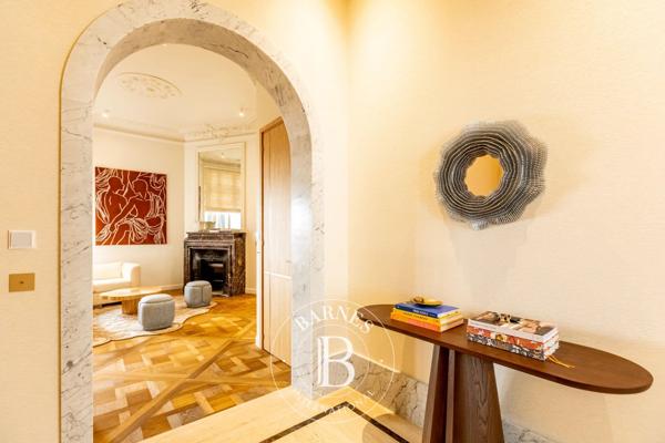 Paris 8ème, Appartement 3 Chambres -  156 m² à vendre