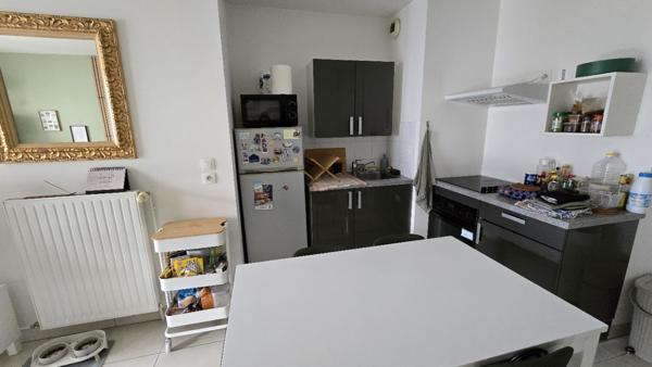 Tours (37200) TOURS - T2 loué - Parking + balcon