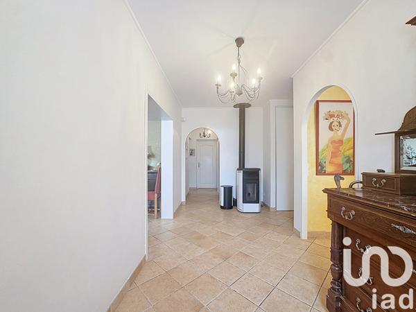 House for sale 6 rooms 180 m² Maraussan