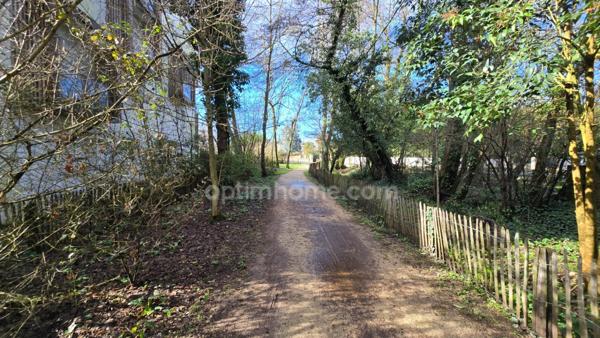 Appartement contemporain à vendre 3 pièces avec terrasse sur Pessac (33)