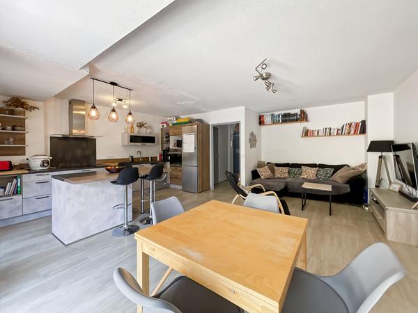 APPARTEMENT 3P EN REZ DE JARDIN