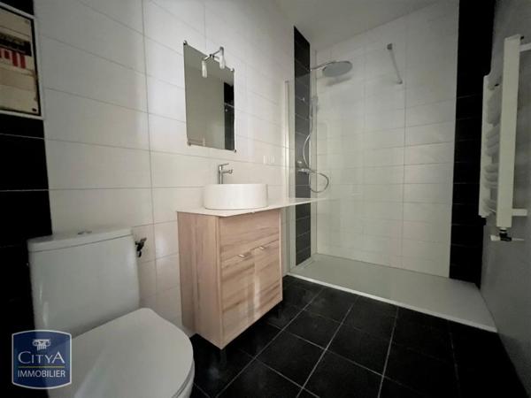 Appartement à louer 2 pièces 47.05m²