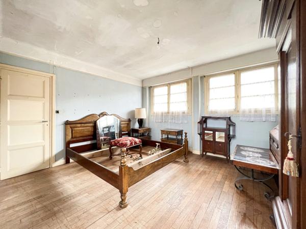 Dpt Orne (61), à vendre LONLAY L'ABBAYE propriete P13 de 300 m² - Terrain de 11 500 m²