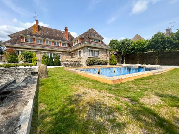 Dpt Orne (61), à vendre LONLAY L'ABBAYE propriete P13 de 300 m² - Terrain de 11 500 m²