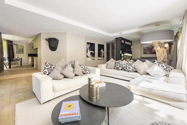 Appartement Neuilly-sur-Seine - LONGCHAMP