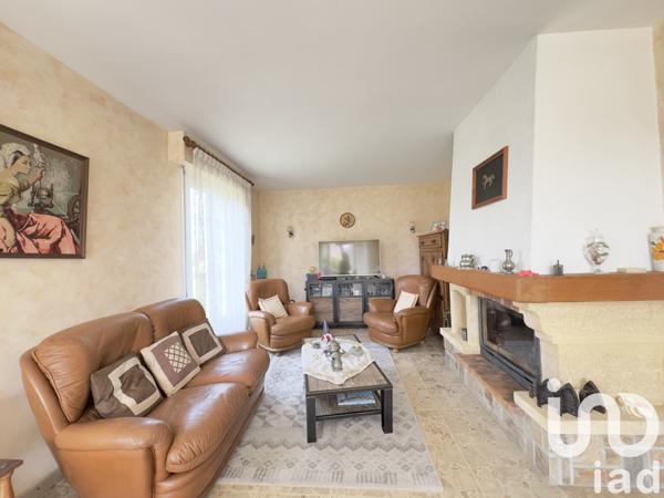House for sale 5 rooms 127 m² Livry-sur-Seine