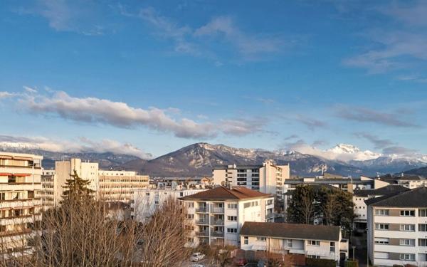 Appartement à vendre    2 pièces • 41 m2 Meythet