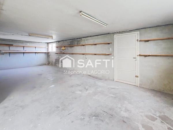 Maison rénovée de 133 m² avec espace indépendant et terrain constructible