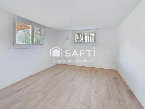 Maison rénovée de 133 m² avec espace indépendant et terrain constructible
