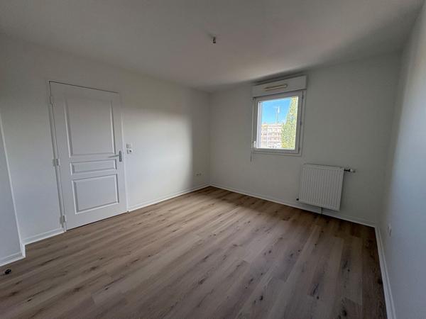 T2 Non Meublé avec parking - ROUEN