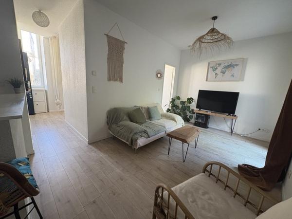 Appartement à louer 700 € CC Lormont 2 p 37 m² DPE C
