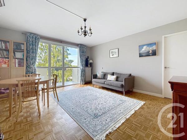 Appartement F4 à vendre  4 pièces - 71,10 m 2   COMPIEGNE  - 60