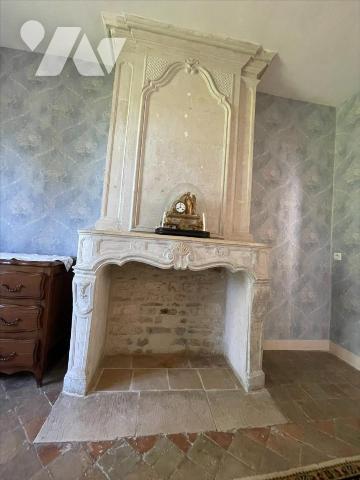 Un MANOIR du XVIIIème, patrimoine local.

En Normandie, dans un village aux portes du Pays d'au...