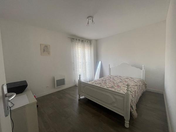 Maison à vendre à Meyreuil - 4 pièces, 3 chambres, garage