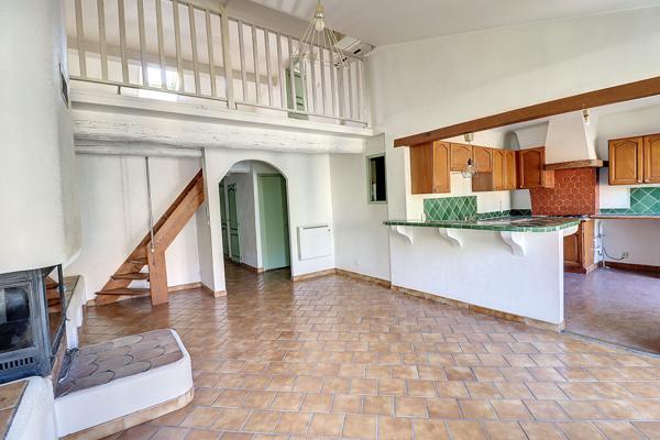 A VENDRE en EXCLUSIVITE à Draguignan - 2 appartements 3 pièces 76 m² + studio indépendant de 18 m²