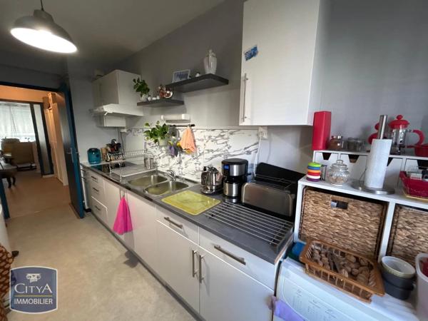 Appartement à louer 2 pièces 62.36m² Pau (64000)