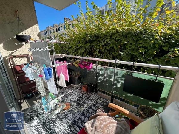 Appartement à louer 2 pièces 62.36m² Pau (64000)
