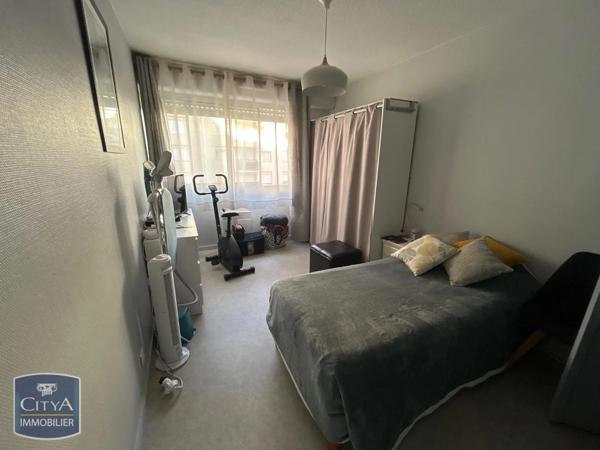 Appartement à louer 2 pièces 62.36m² Pau (64000)