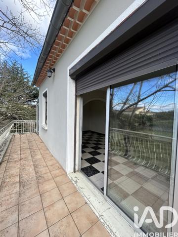 Maison à vendre 5 pièces 210 m² Saint-Julien-les-Rosiers
