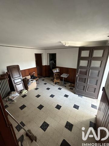 Maison à vendre 5 pièces 210 m² Saint-Julien-les-Rosiers