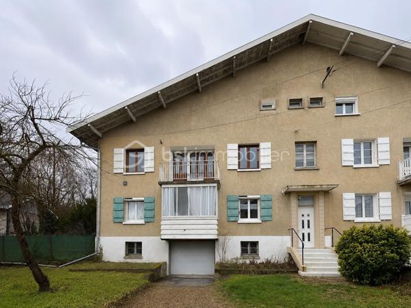 Appartement de 125 m² – 4 chambres – Proche centre-ville et gare

Situé dans une impasse au calme, à proximité du centre-ville et de la gare, cet appartement de 125 m² offre un cadre de vie agréable et pratique.

Avec ses beaux volumes, il dispose de 4 chambres ainsi que de 2 salles de bains, une configuration idéale pour une famille ou pour ceux qui recherchent de l’espace.

Sa proximité avec les commerces, le centre-ville et la gare en fait également un bien particulièrement pratique au quotidien.

Taxe foncière : 1 380 €
