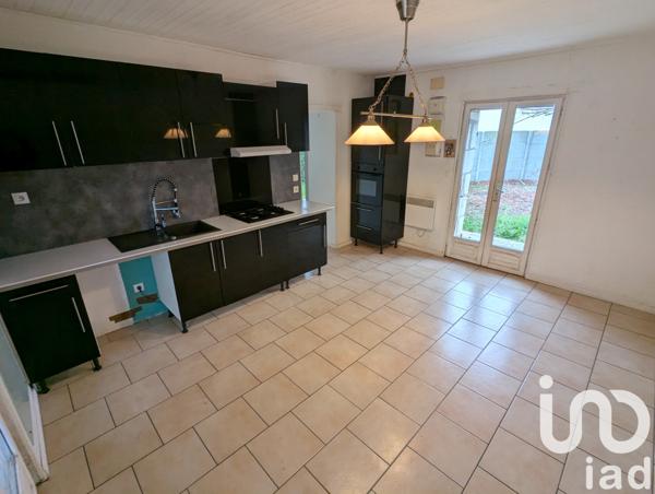 House for sale 8 rooms 130 m² Bourgueil