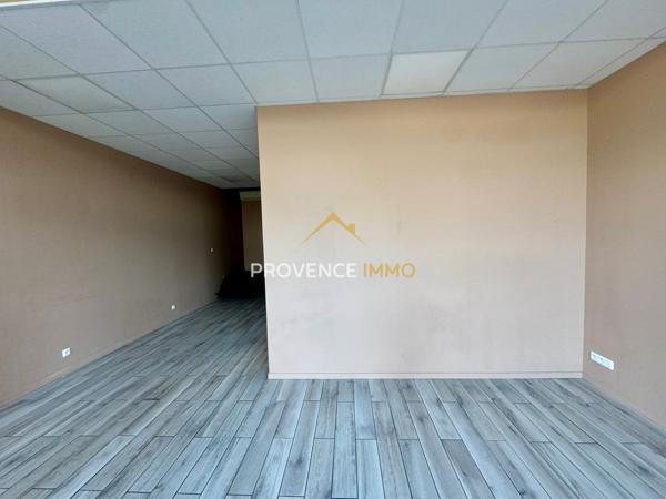 Salon-de-Provence (13300) Local 200m² secteur du FUTUR HOPITAL SALONAIS