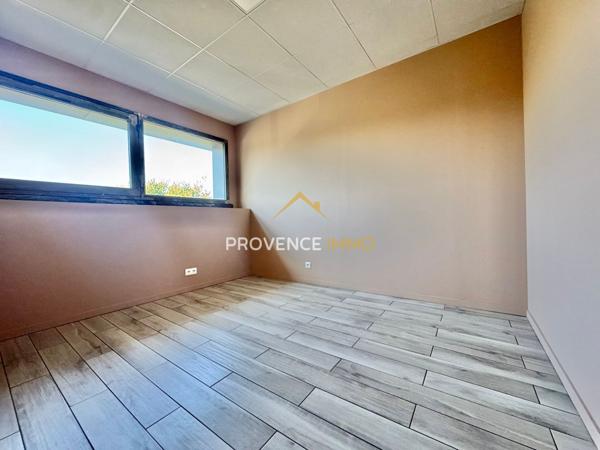 Salon-de-Provence (13300) Local 200m² secteur du FUTUR HOPITAL SALONAIS