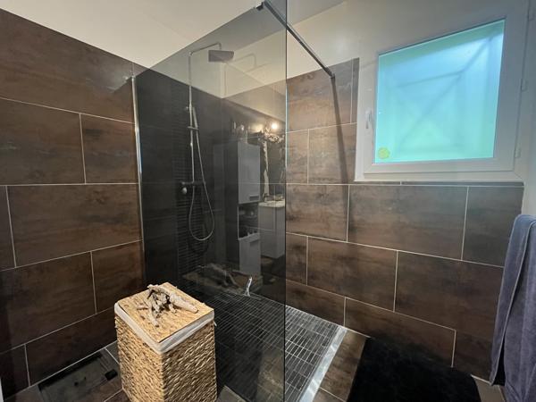 MODERNE ET DESIGN EN CAMPAGNE PLEIN SUD