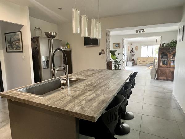 MODERNE ET DESIGN EN CAMPAGNE PLEIN SUD